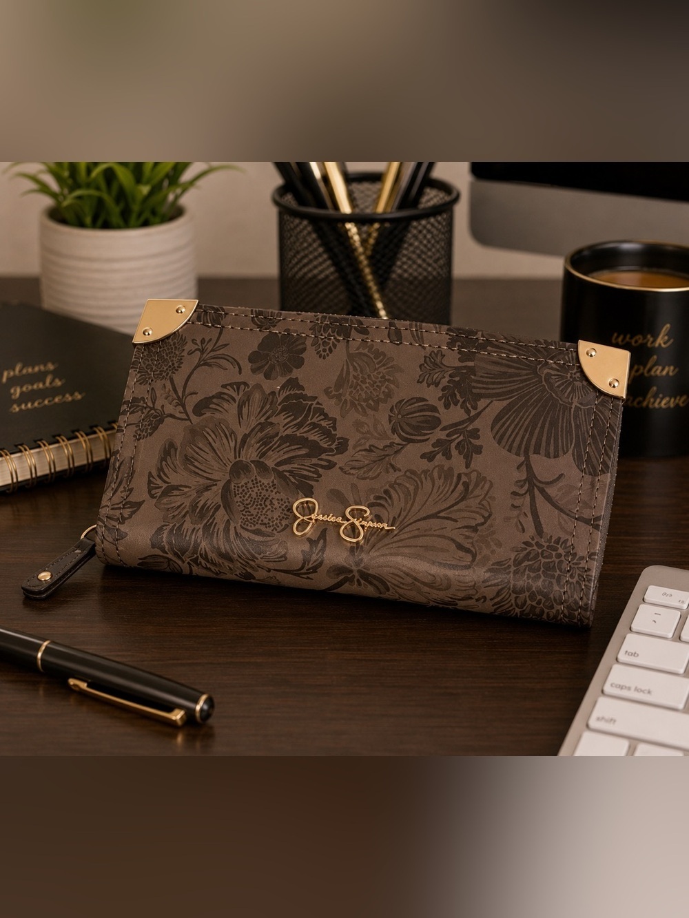 Jessica Simpson Brown Floral Wallet | Zip Around Clutch | Organizer Wallet